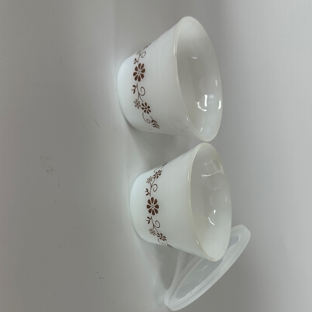 Elegant Floral White and Brown Bakeware Set